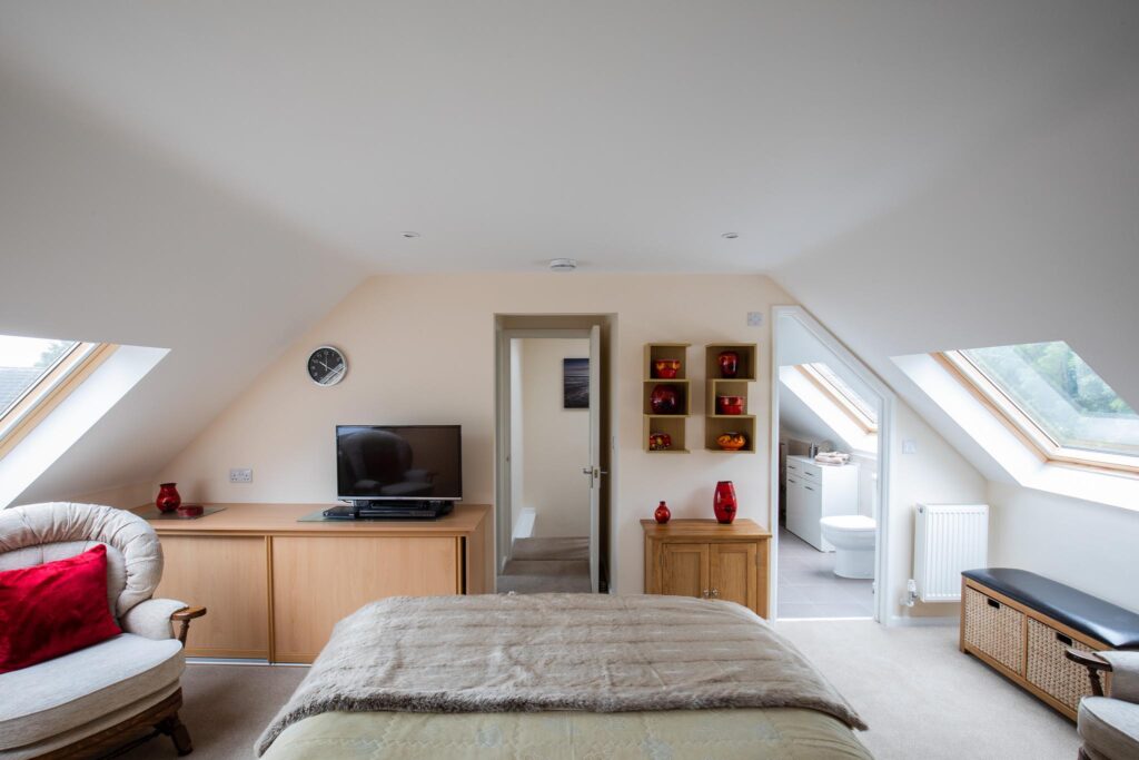 Bedroom Loft Conversion with ensuite bathroom in Maidenhead