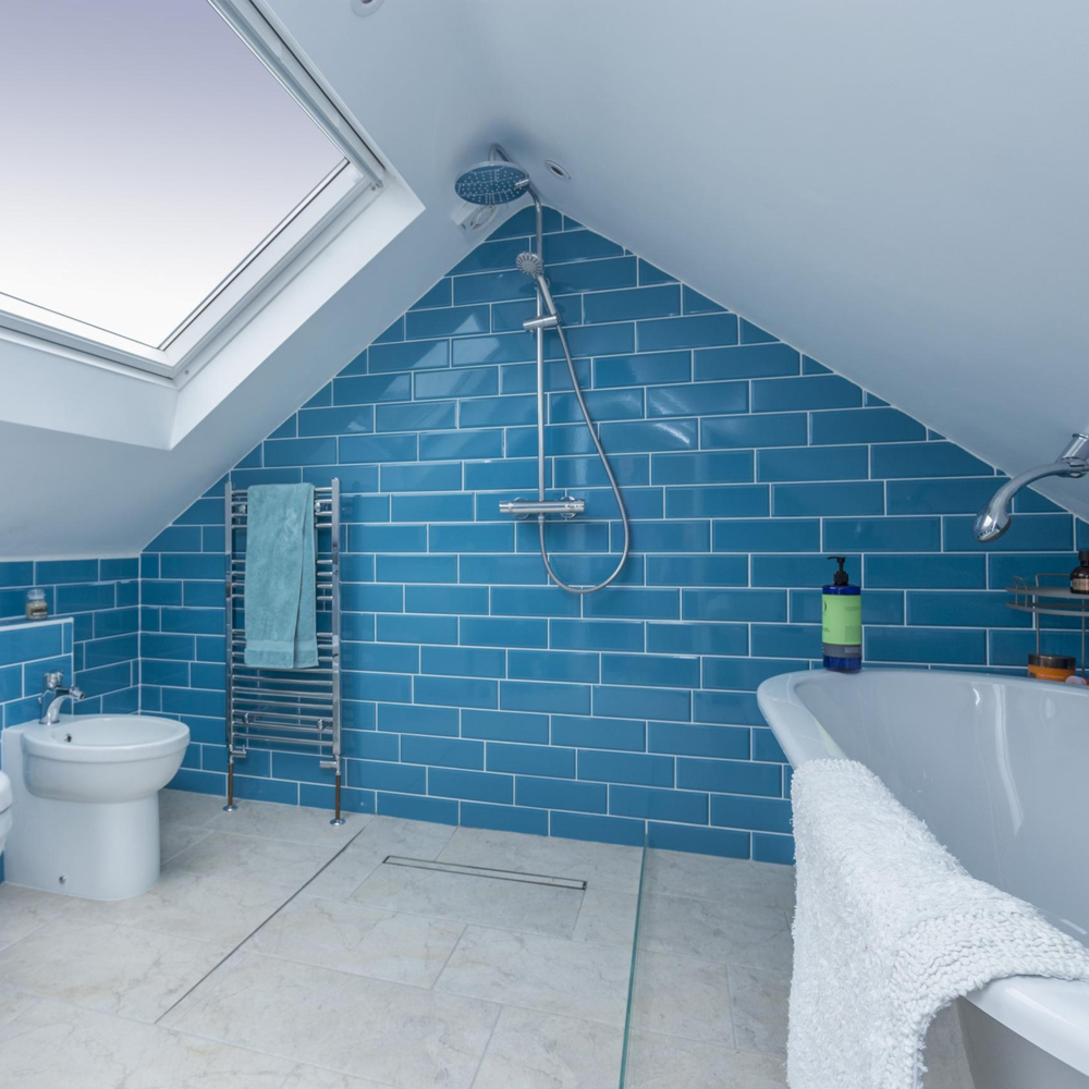 Luxury en suite bathroom in Surrey